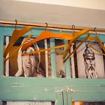Πανσιόν Flora's 'the Fir Gate' Αργυρόκαστρο