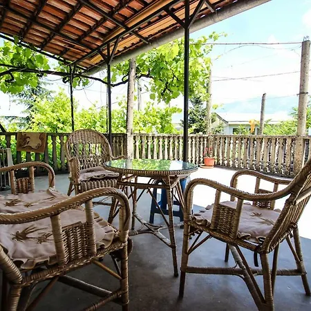 Flora's 'the Fir Gate' 3* Gjirokastër